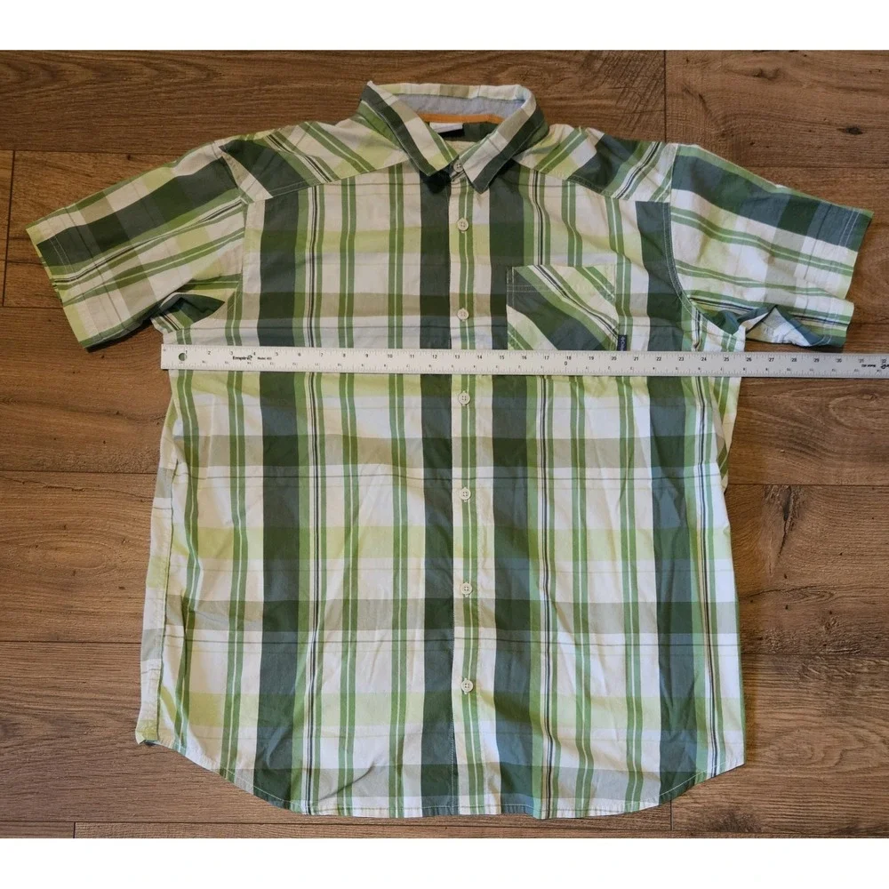Columbia Shirt Mens 2XL  Omni-Wick Pocket‎ Button Up Green Plaid Short Sleeve